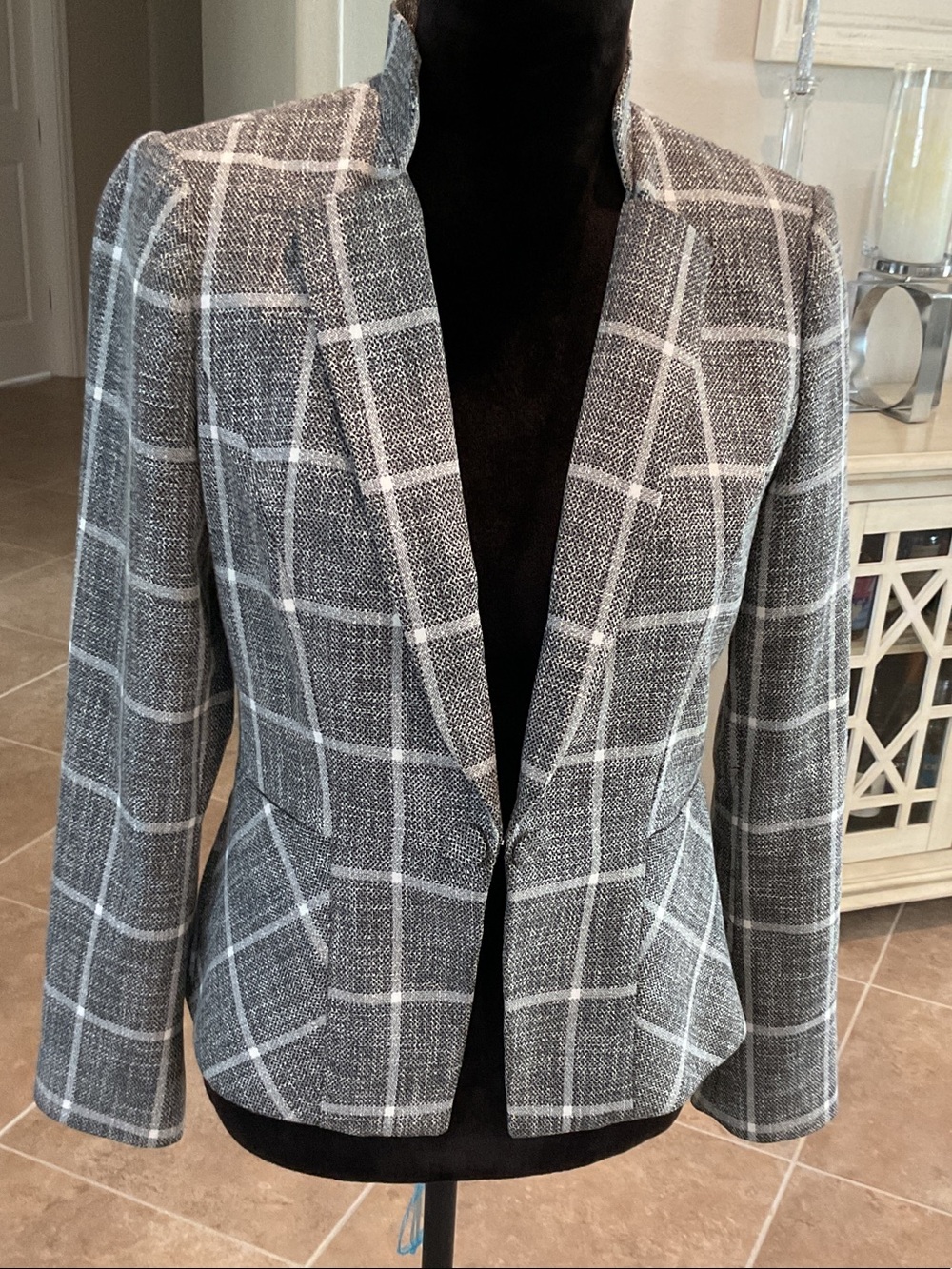 WHBM one clasp front jacket, black/white speckle, size 2